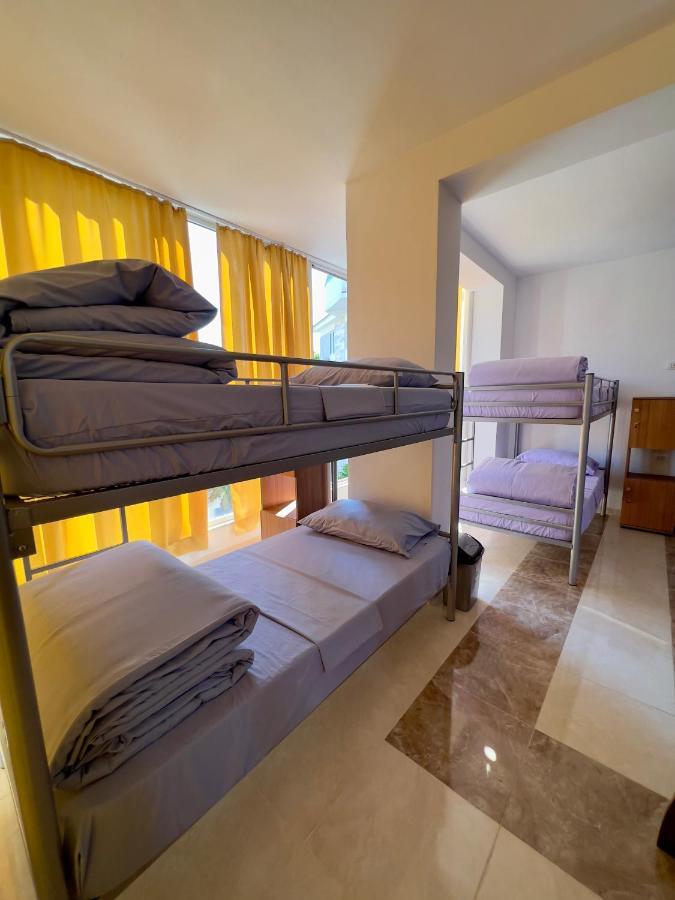 North Star Hostel Shkodër Extérieur photo