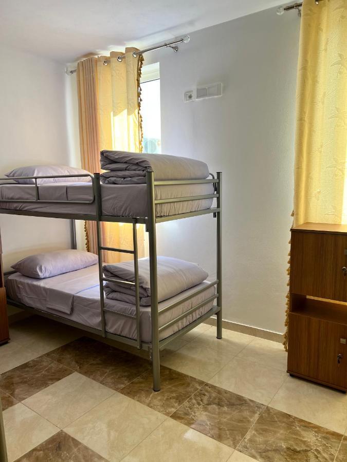North Star Hostel Shkodër Extérieur photo