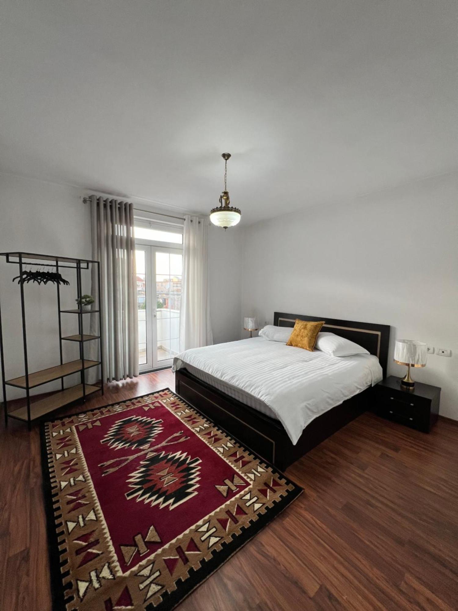 North Star Hostel Shkodër Extérieur photo